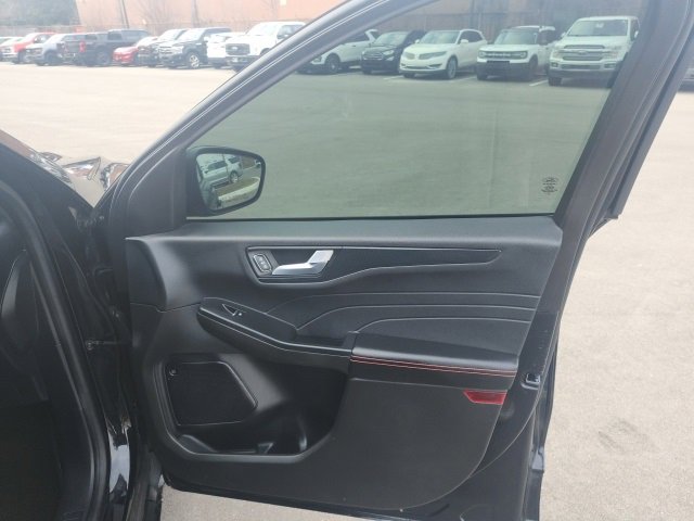 Used 2023 Ford Escape ST-Line Select w/ Tech Pack #2 image 10