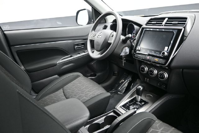 New 2027 Mitsubishi Outlander Sport ES FWD image 12