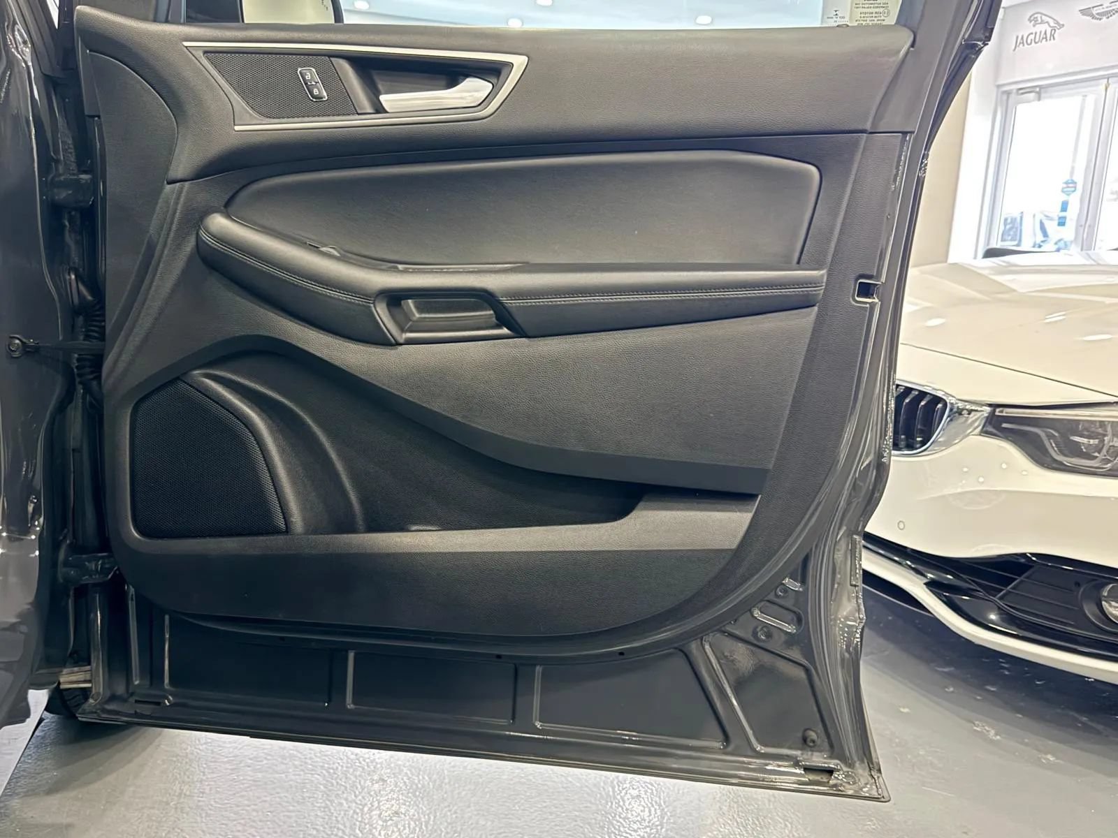 Used 2021 Ford Edge SEL FWD image 34