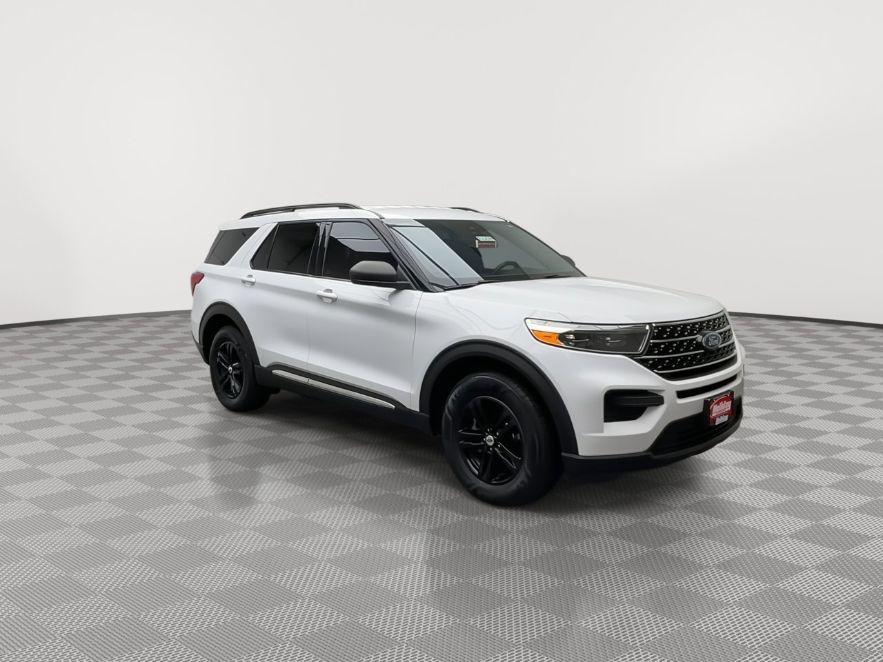 Used 2020 Ford Explorer XLT w/ Class III Trailer Tow Package AWD/4WD image 40