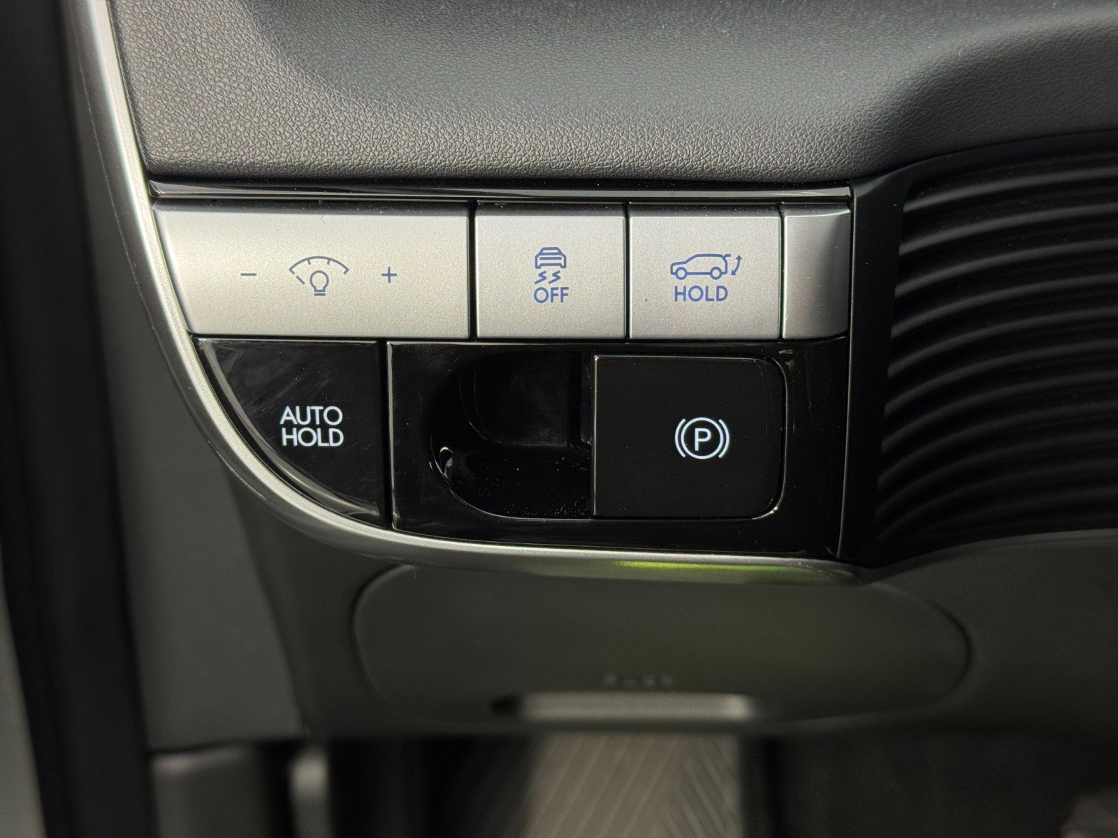 Used 2022 Hyundai Ioniq 5 SEL w/ Cargo Package image 16