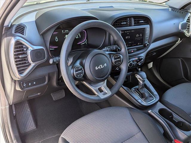 Used 2025 Kia Soul LX w/ LX Technology Package image 10