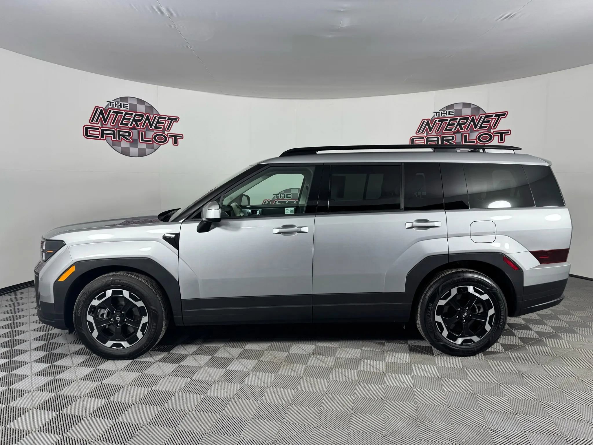 Used 2026 Hyundai Santa Fe SEL image 4