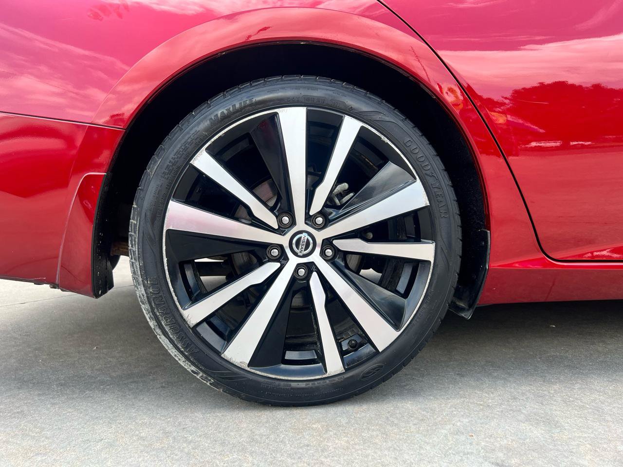 Used 2019 Nissan Altima 2.5 SR w/ SR Premium Package FWD image 35