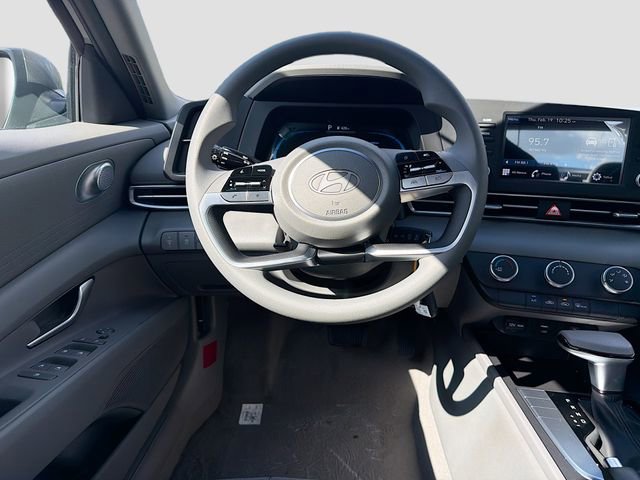 New 2026 Hyundai Elantra SE image 21