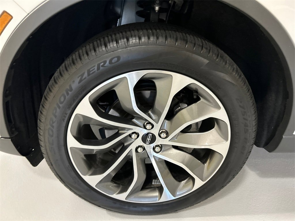 Used 2025 Lincoln Aviator Reserve w/ Illumination Package image 8