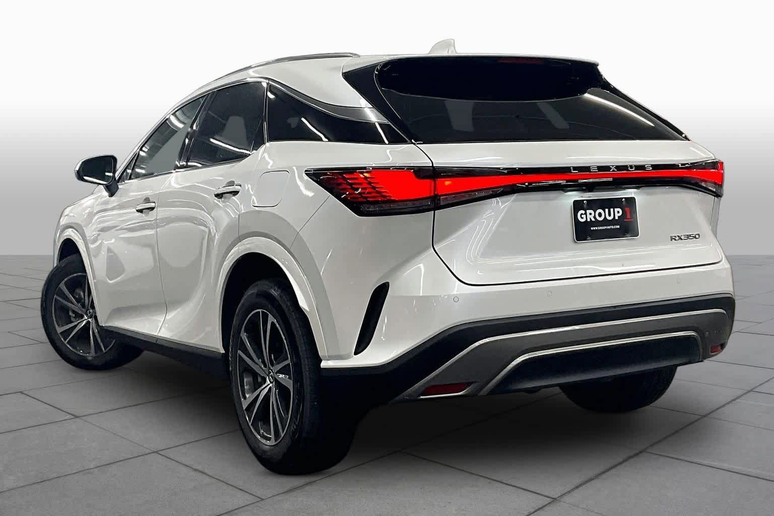 Used 2023 Lexus RX 350 FWD w/ Cold Area Package image 11