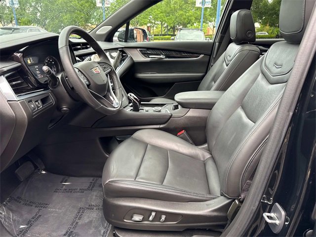 Certified 2023 Cadillac XT6 Premium Luxury w/ LPO, Floor Liner Package image 16