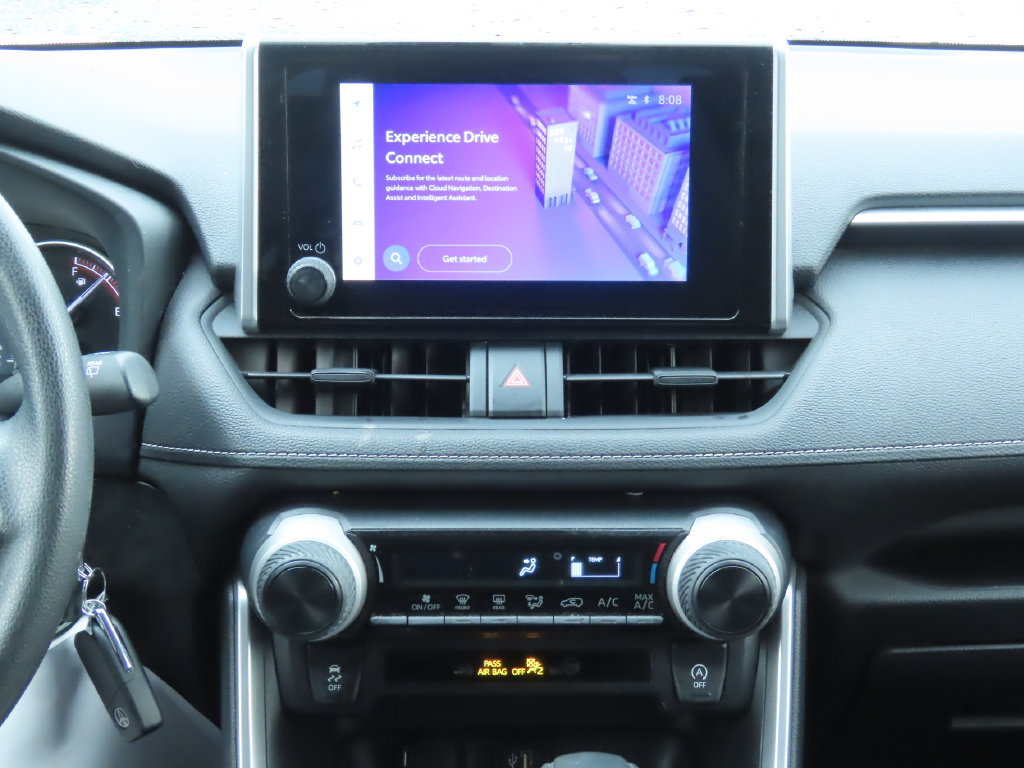 Used 2023 Toyota RAV4 LE AWD/4WD image 8