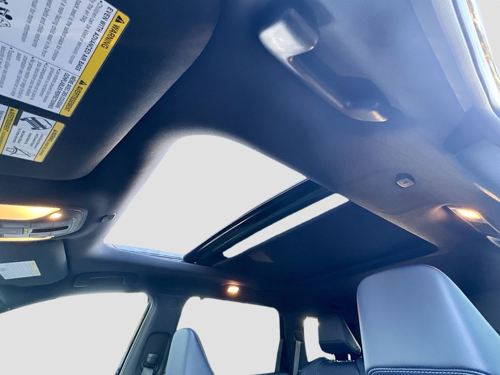 Used 2026 INFINITI QX60 Sport w/ Dark Cargo Package image 24