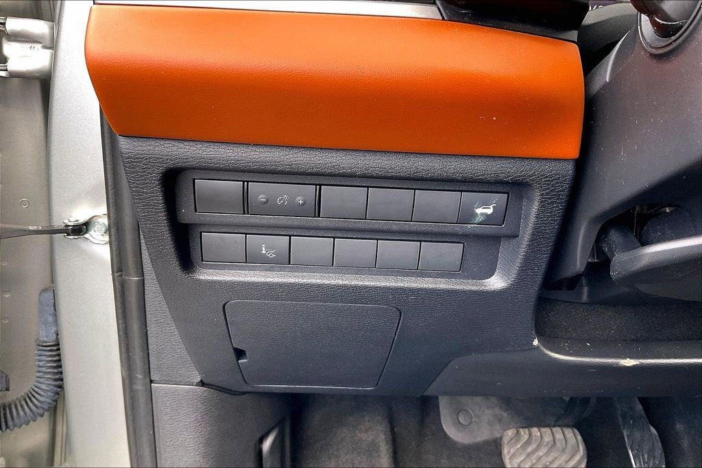 Used 2023 Mitsubishi Outlander SEL AWD/4WD image 37