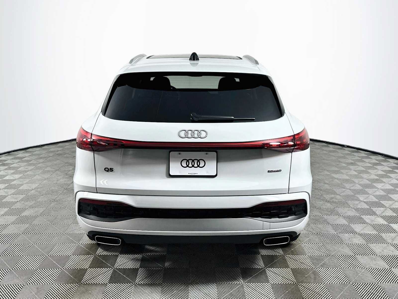 Certified 2025 Audi Q5 Premium w/ Convenience Package AWD/4WD image 6