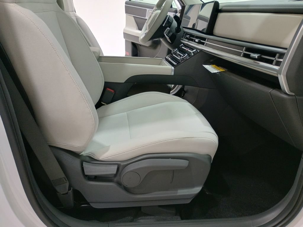 New 2026 Hyundai Santa Fe SE AWD/4WD image 14