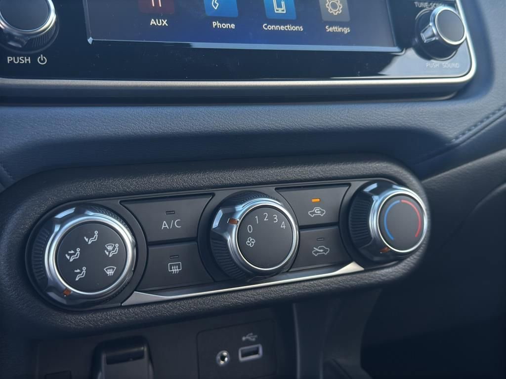 New 2025 Nissan Versa SV image 25