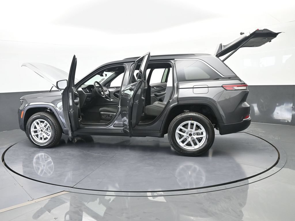New 2026 Jeep Grand Cherokee Laredo X AWD/4WD image 71