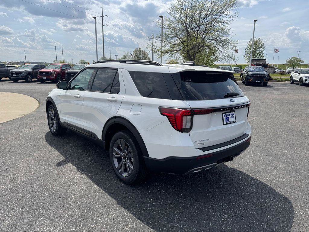 New 2026 Ford Explorer Active w/ Active Comfort Package AWD/4WD image 7