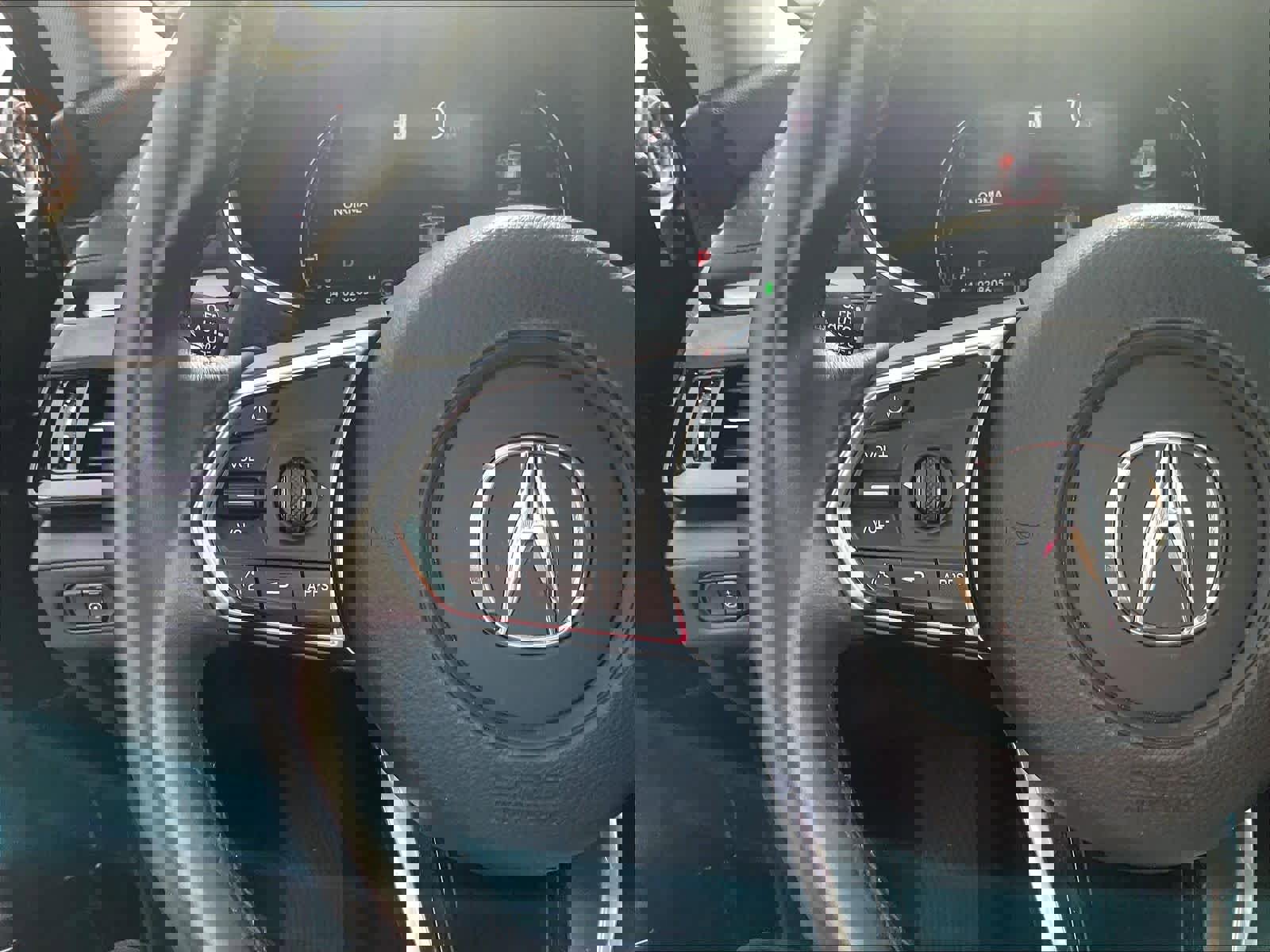 Used 2023 Acura MDX SH-AWD w/ Technology Package image 19