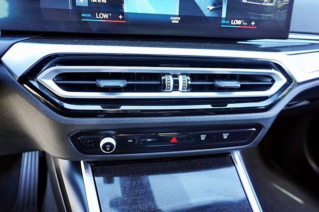 Used 2023 BMW 330i Sedan w/ Driving Assistance Package image 28