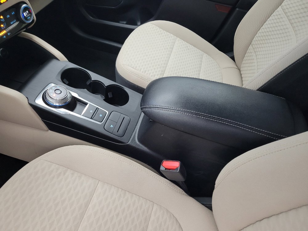Used 2021 Ford Escape SE FWD image 26