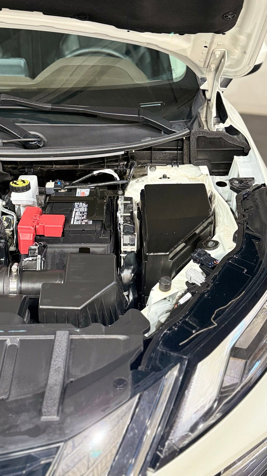 Used 2023 Nissan Rogue SV w/ SV Premium B Package image 91