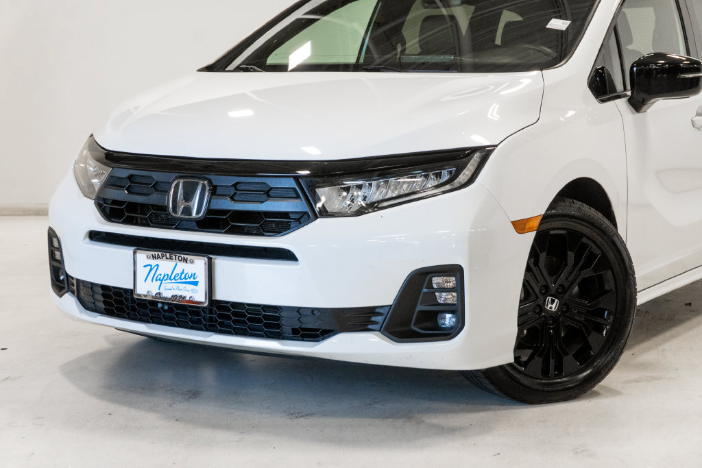 Used 2025 Honda Odyssey Sport-L image 2