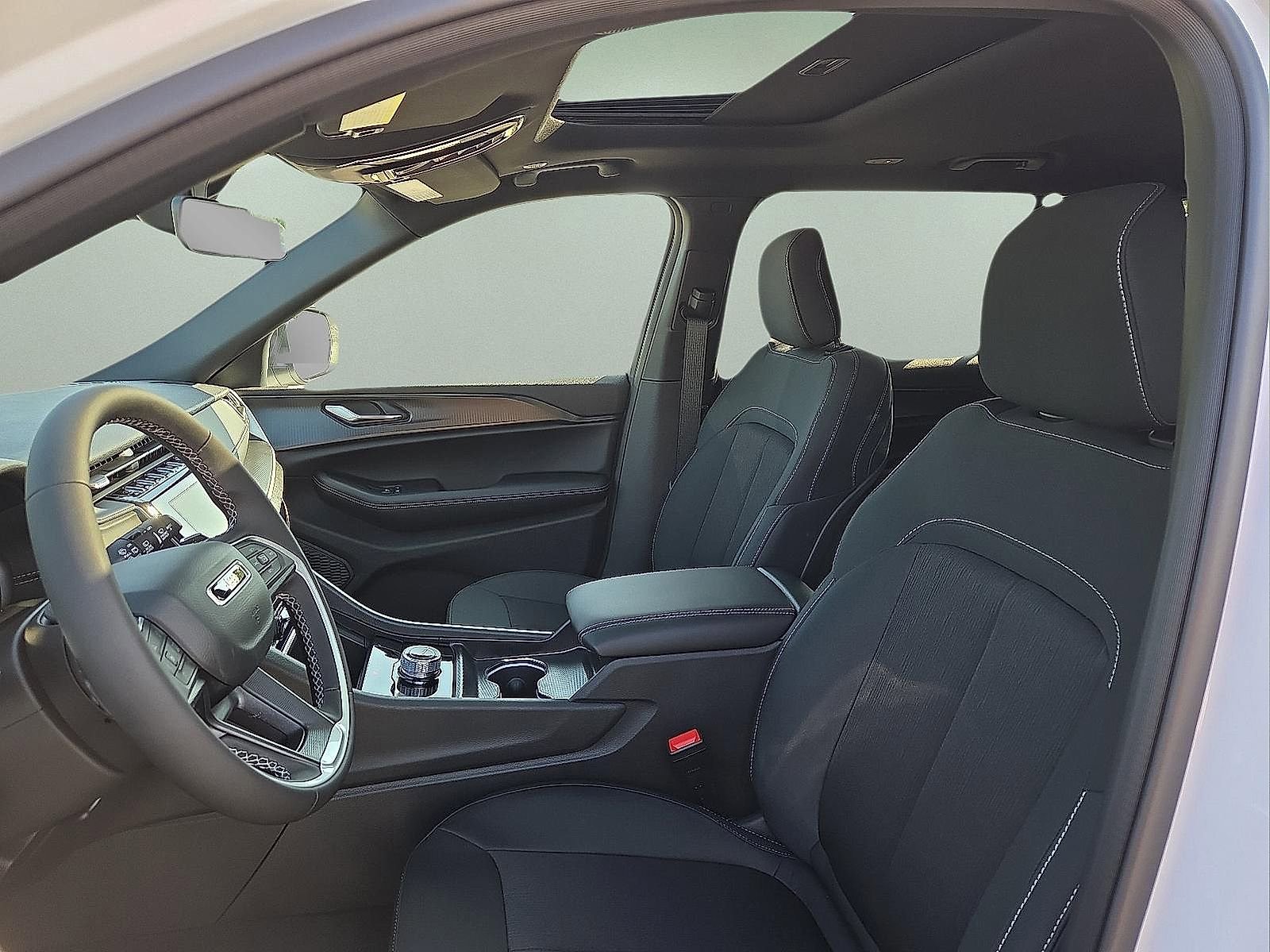 Used 2025 Jeep Grand Cherokee L Laredo image 14