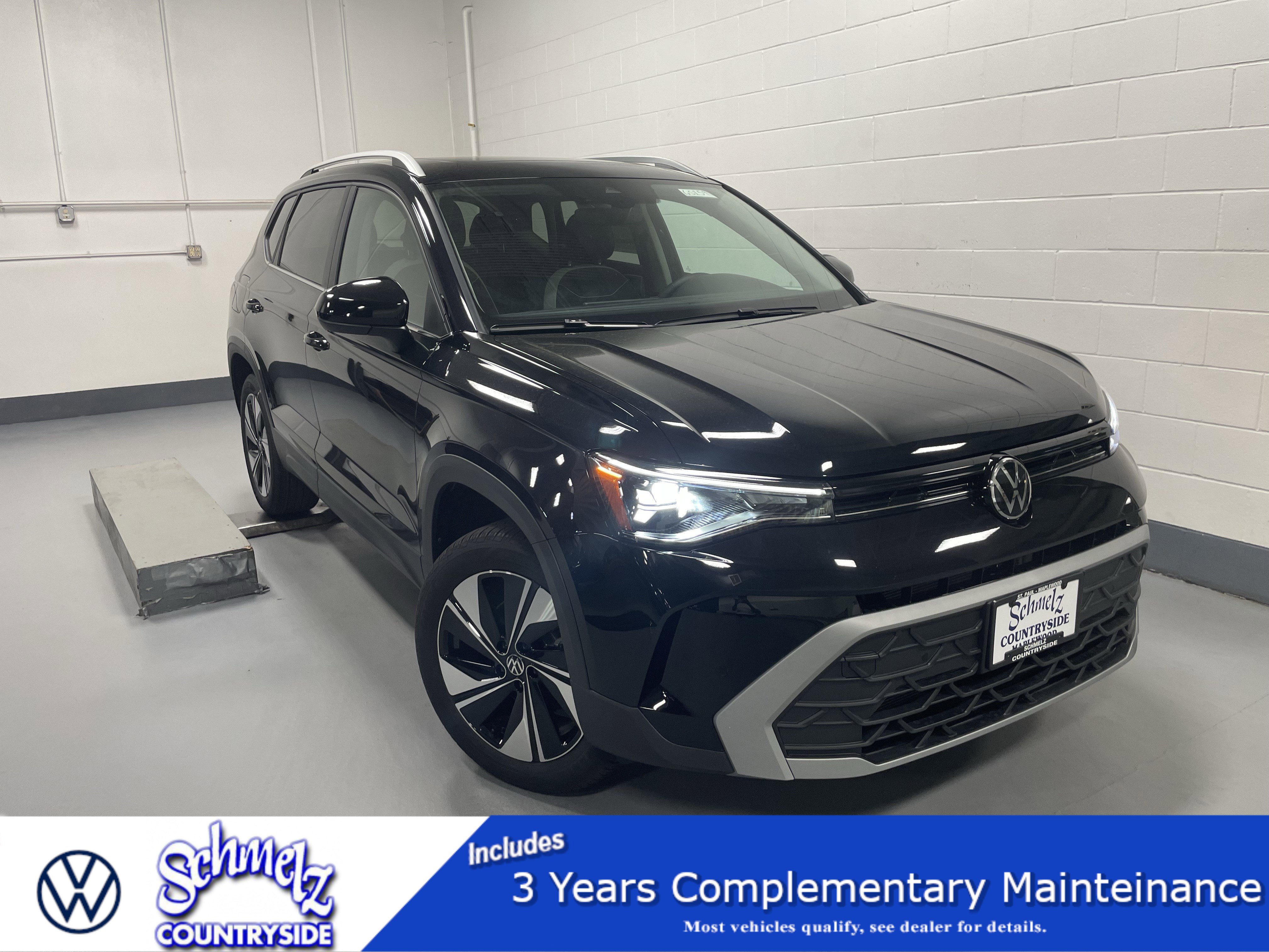 New 2025 Volkswagen Taos SE