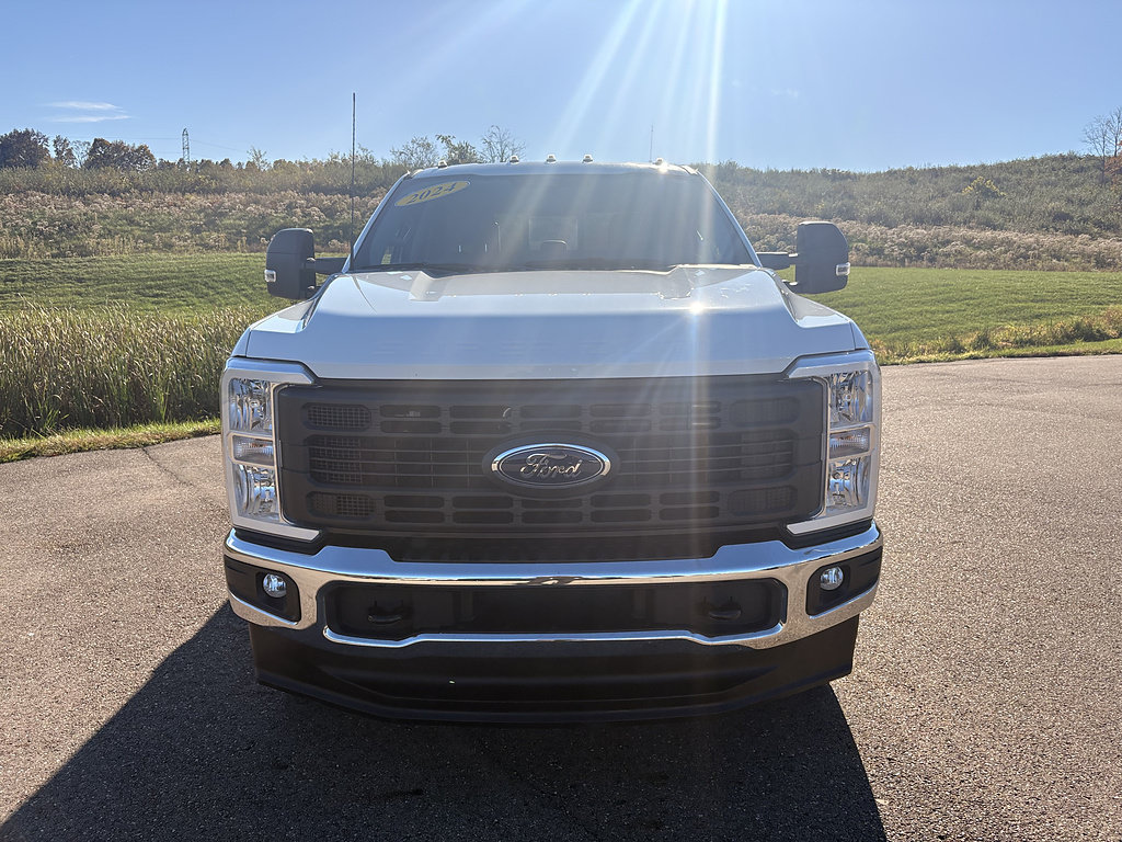 Used 2024 Ford F350 XL w/ FX4 Off-Road Package AWD/4WD image 8