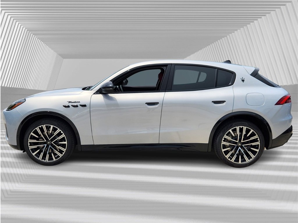 New 2025 Maserati Grecale Modena image 2