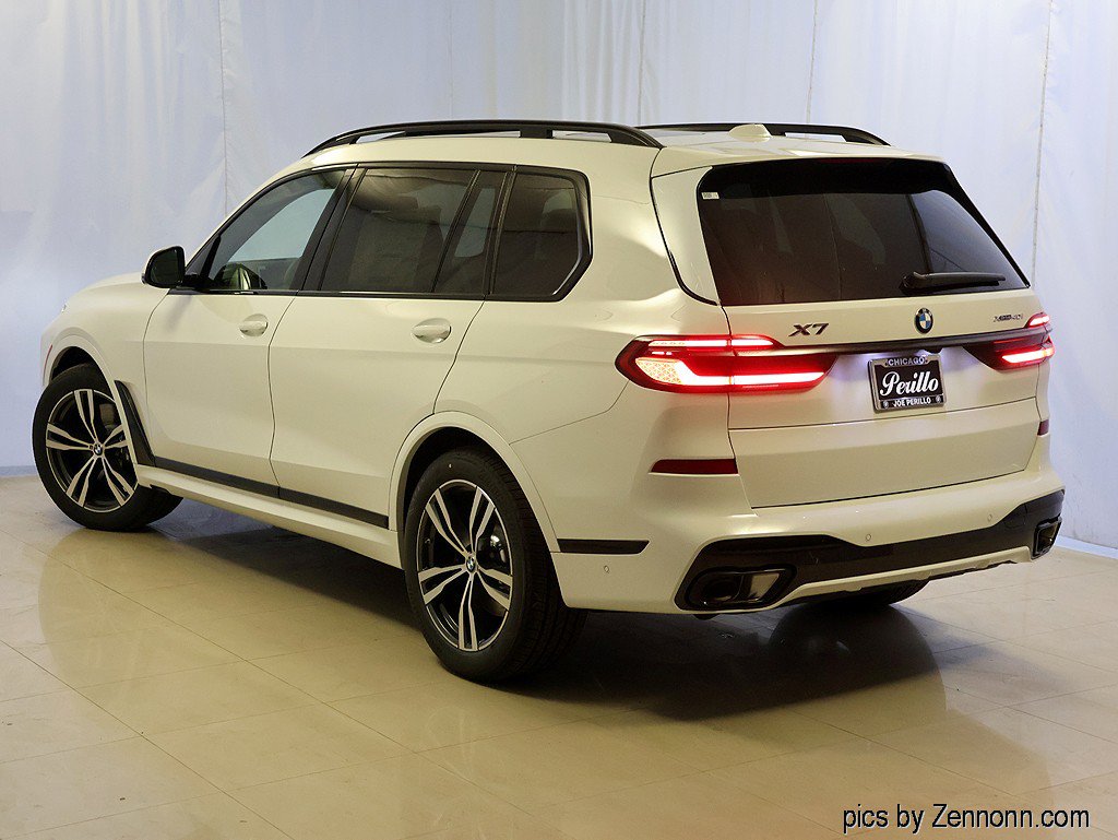 New 2027 BMW X7 xDrive40i w/ M Sport Package AWD/4WD image 9
