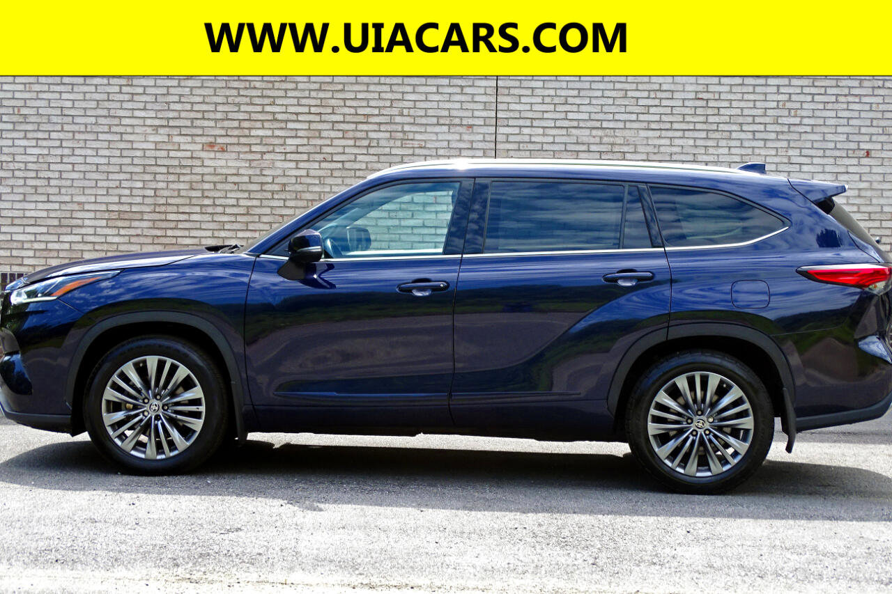 Used 2022 Toyota Highlander Platinum image 7