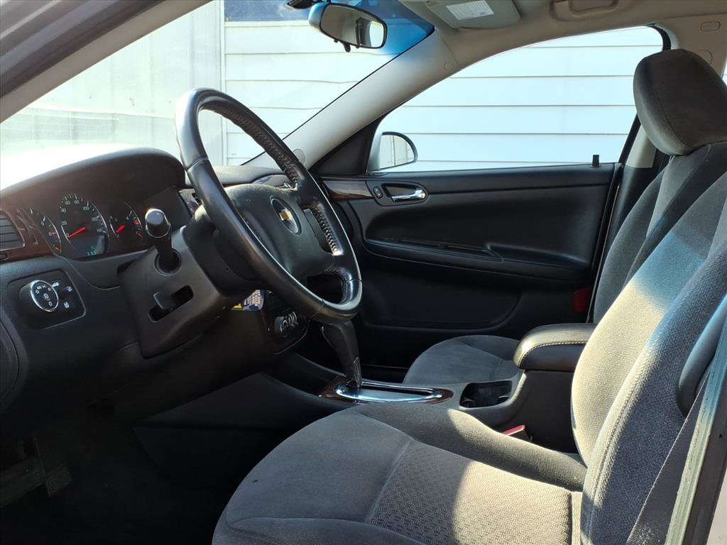 Used 2011 Chevrolet Impala LT image 8