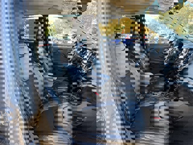 Used 2020 Jeep Cherokee Trailhawk w/ Comfort/Convenience Group image 30