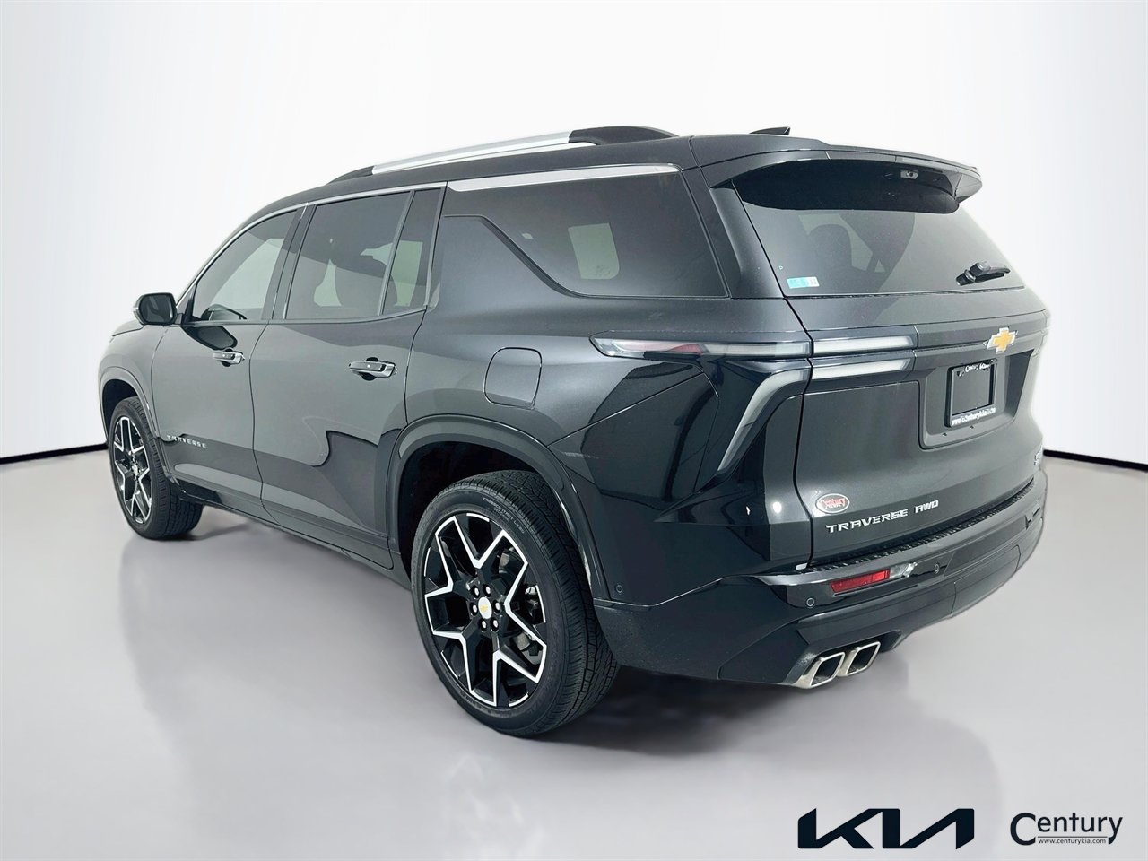 Used 2025 Chevrolet Traverse High Country AWD/4WD image 7