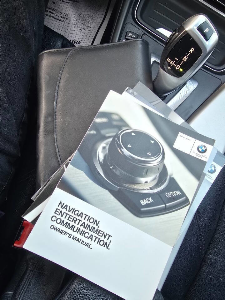 Used 2014 BMW 320i xDrive Sedan AWD/4WD image 29