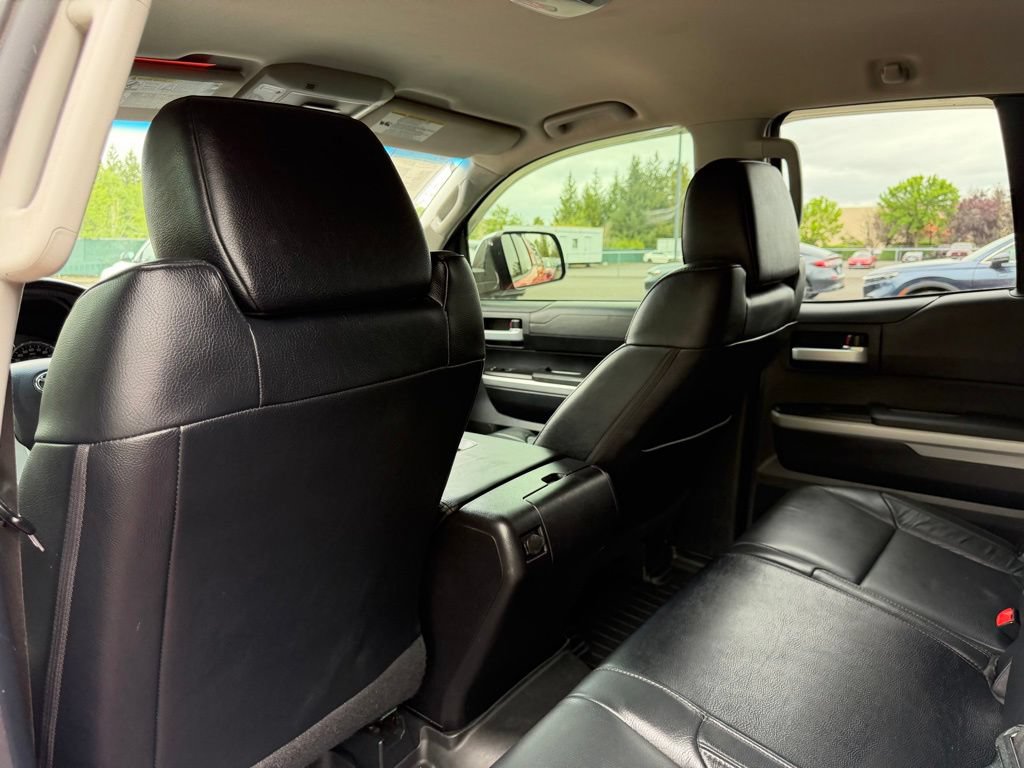 Used 2015 Toyota Tundra Limited w/ Limited Premium Package AWD/4WD image 30
