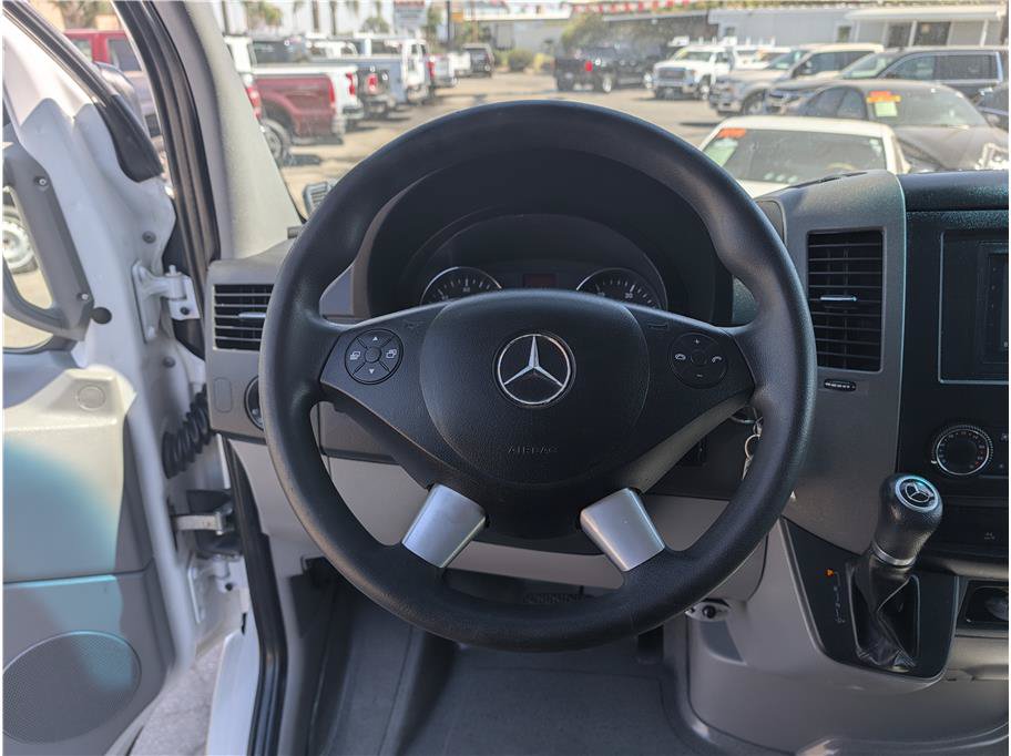 Used 2017 Mercedes-Benz Sprinter 2500 image 7