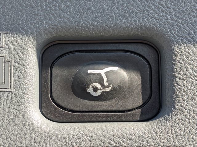 Used 2022 Lincoln Nautilus Reserve w/ Luxury Package image 13