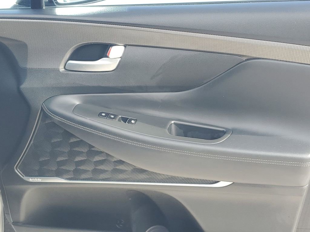 Used 2019 Hyundai Santa Fe Limited image 45