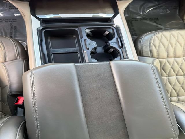 Used 2025 Ford F350 Platinum w/ Platinum Plus Package AWD/4WD image 22