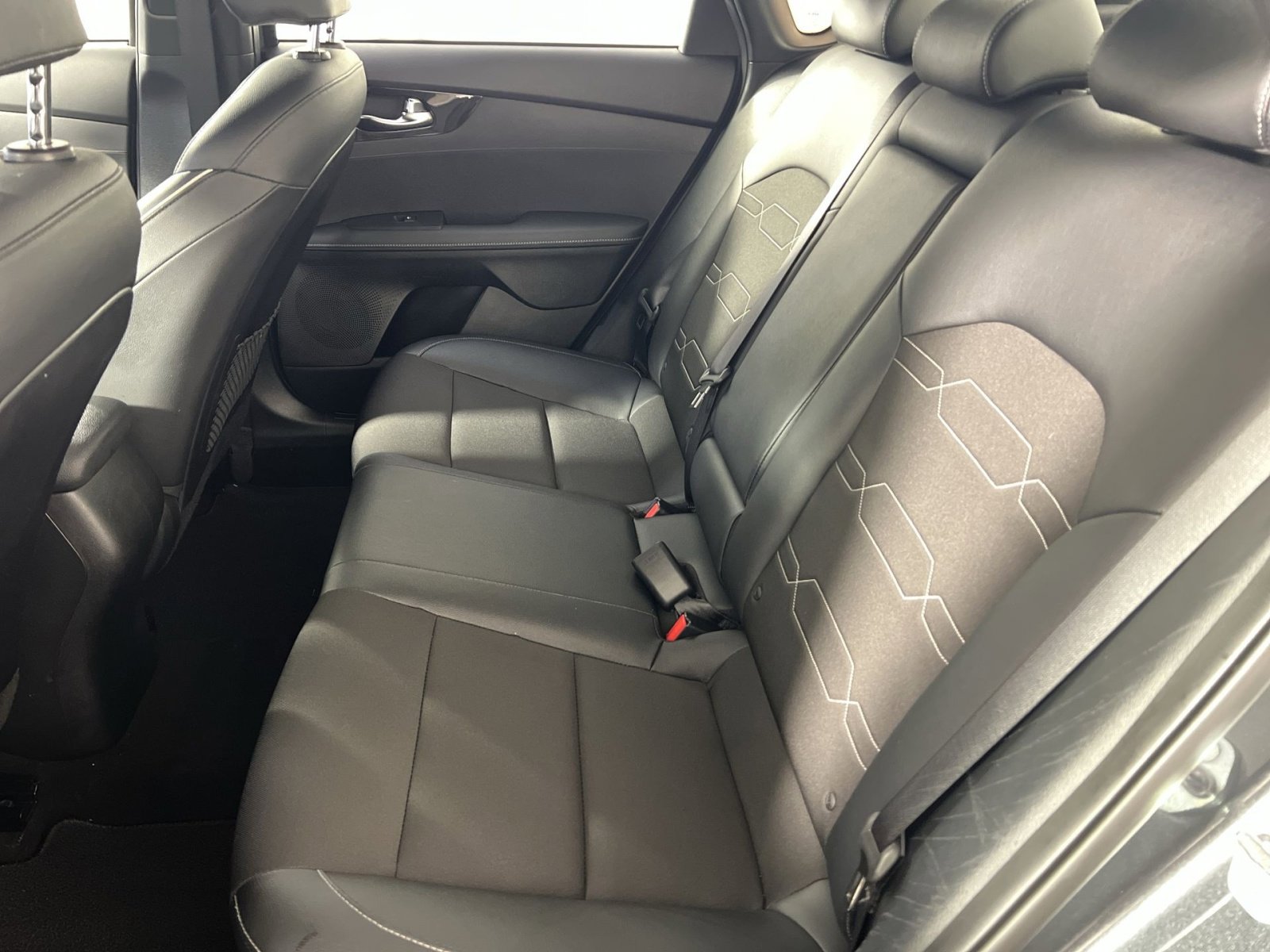 Used 2024 Kia Forte GT-Line image 25