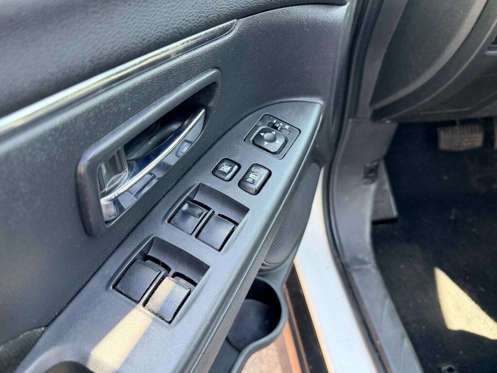 Used 2020 Mitsubishi Outlander Sport ES AWD/4WD image 8