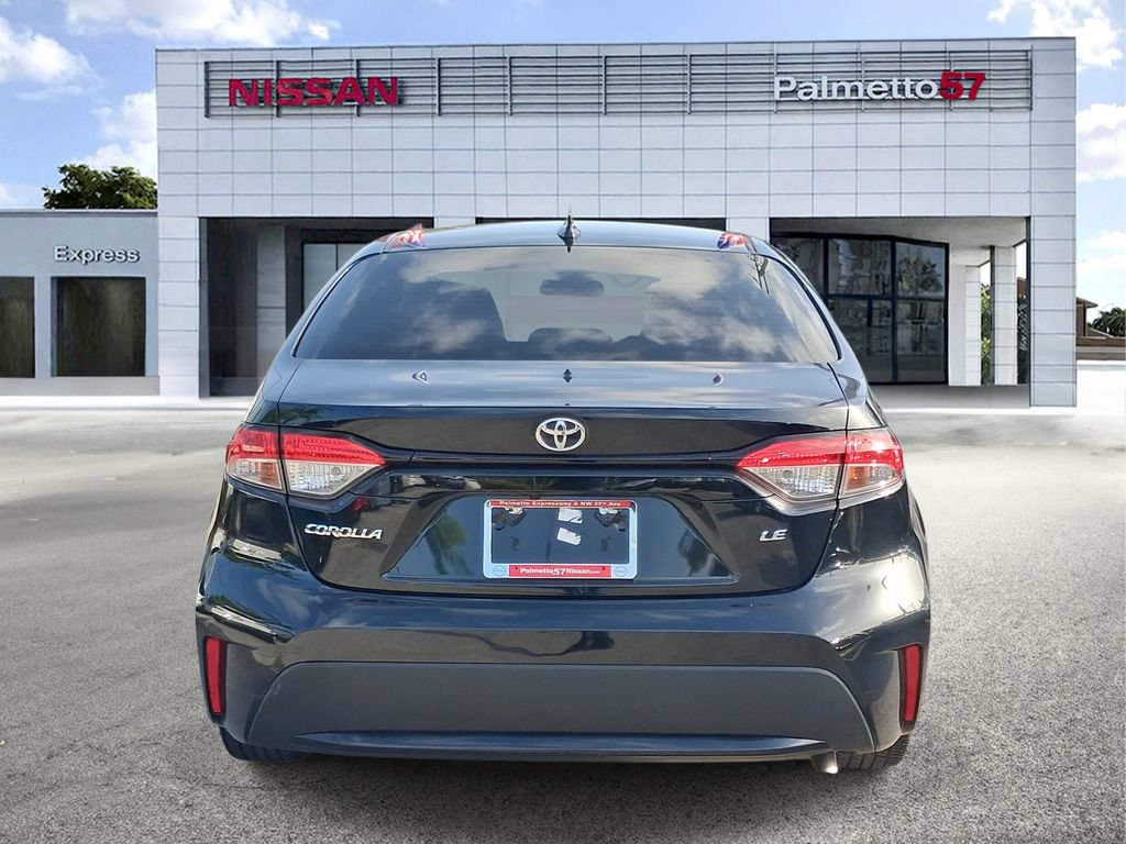 Used 2020 Toyota Corolla LE FWD image 6