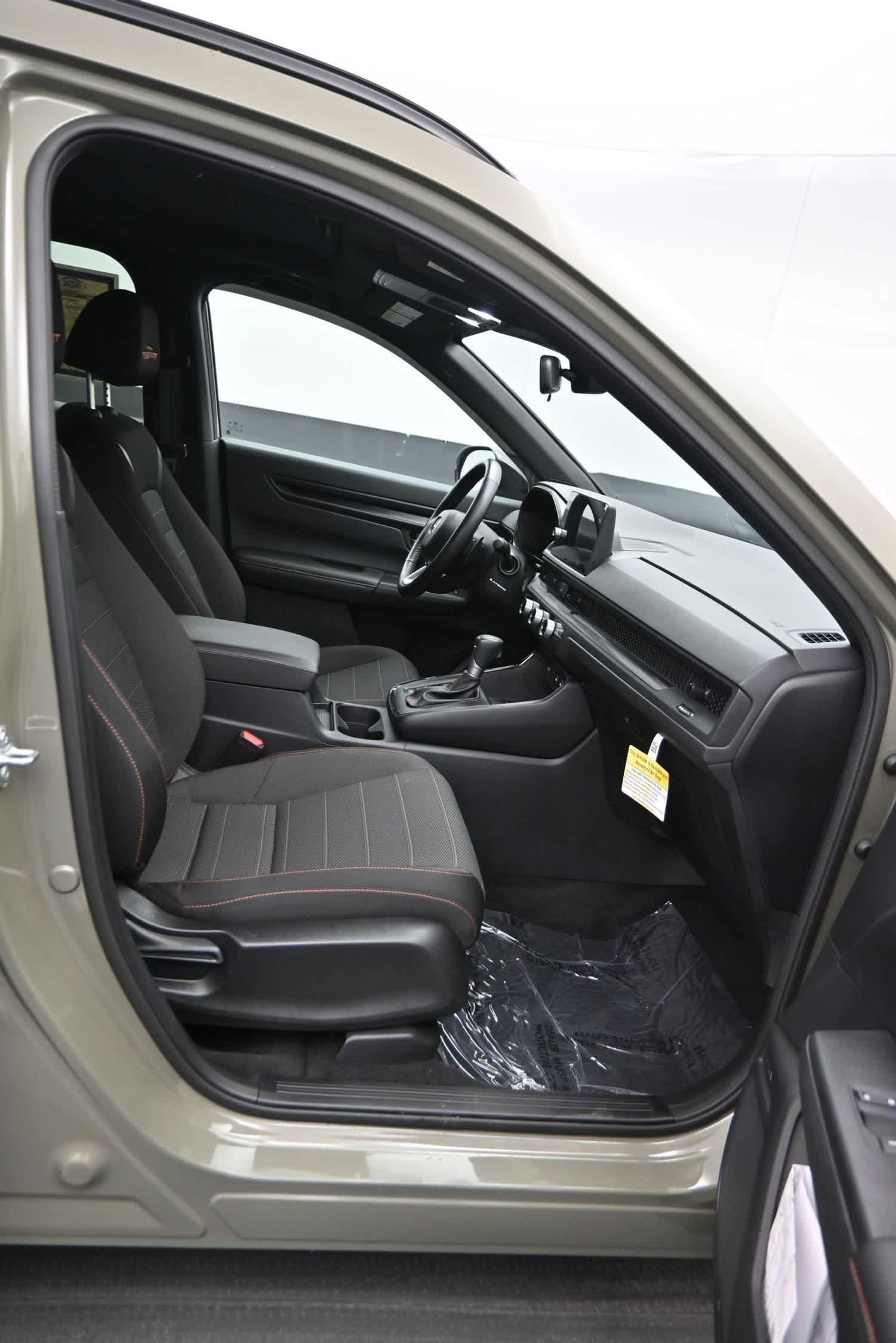 Used 2026 Honda CR-V TrailSport image 11