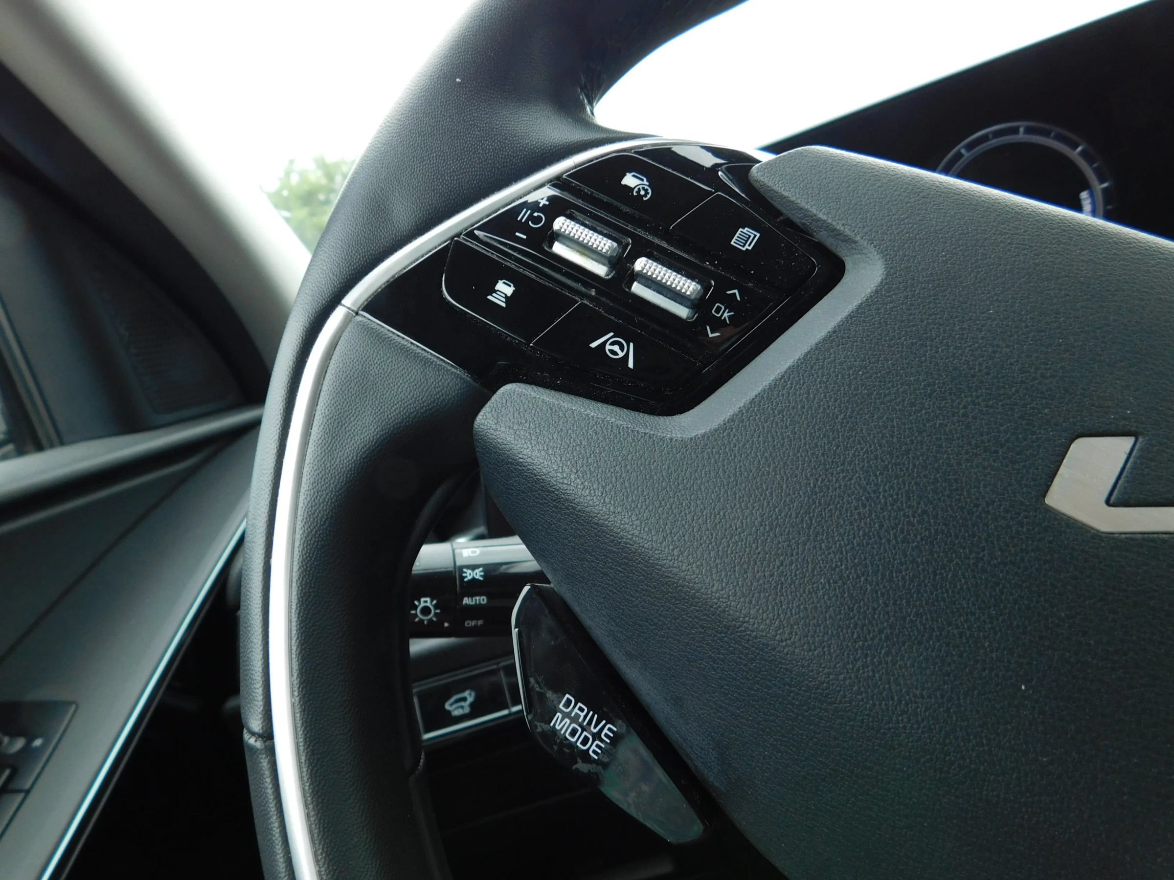 Used 2023 Kia Niro Wind FWD image 25