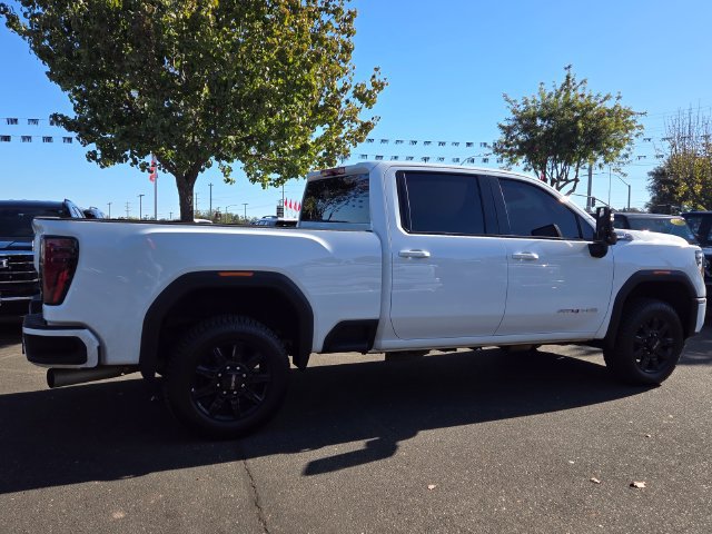 Used 2025 GMC Sierra 2500 AT4 AWD/4WD image 3