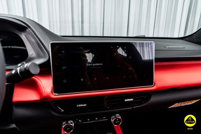 New 2025 Lotus Emira image 33