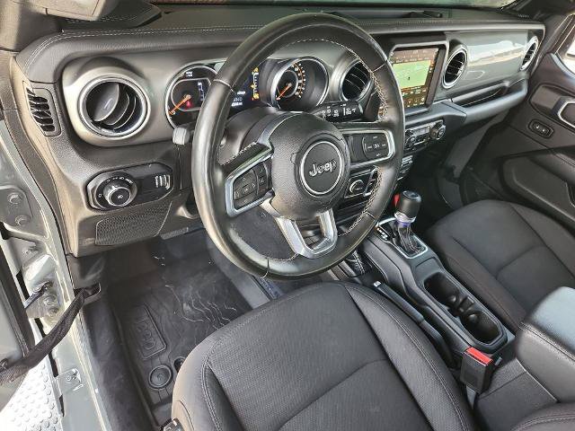 Used 2023 Jeep Wrangler Unlimited Sahara w/ LED Lighting Group AWD/4WD image 12