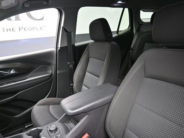 Used 2024 GMC Terrain SLE w/ Driver Convenience Package image 16