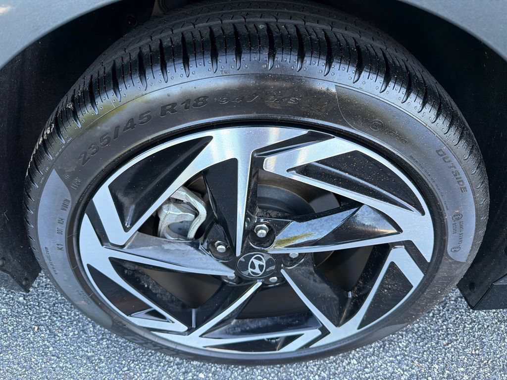 Used 2025 Hyundai Sonata SEL FWD image 17